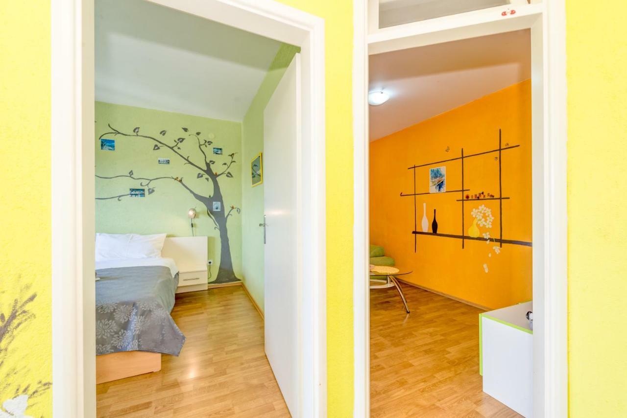 Apartments Petra Trogir Bagian luar foto