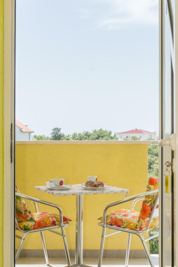 Apartments Petra Trogir Bagian luar foto
