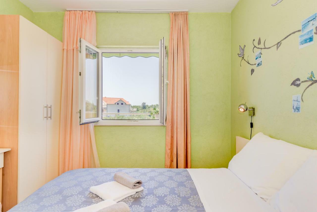 Apartments Petra Trogir Bagian luar foto